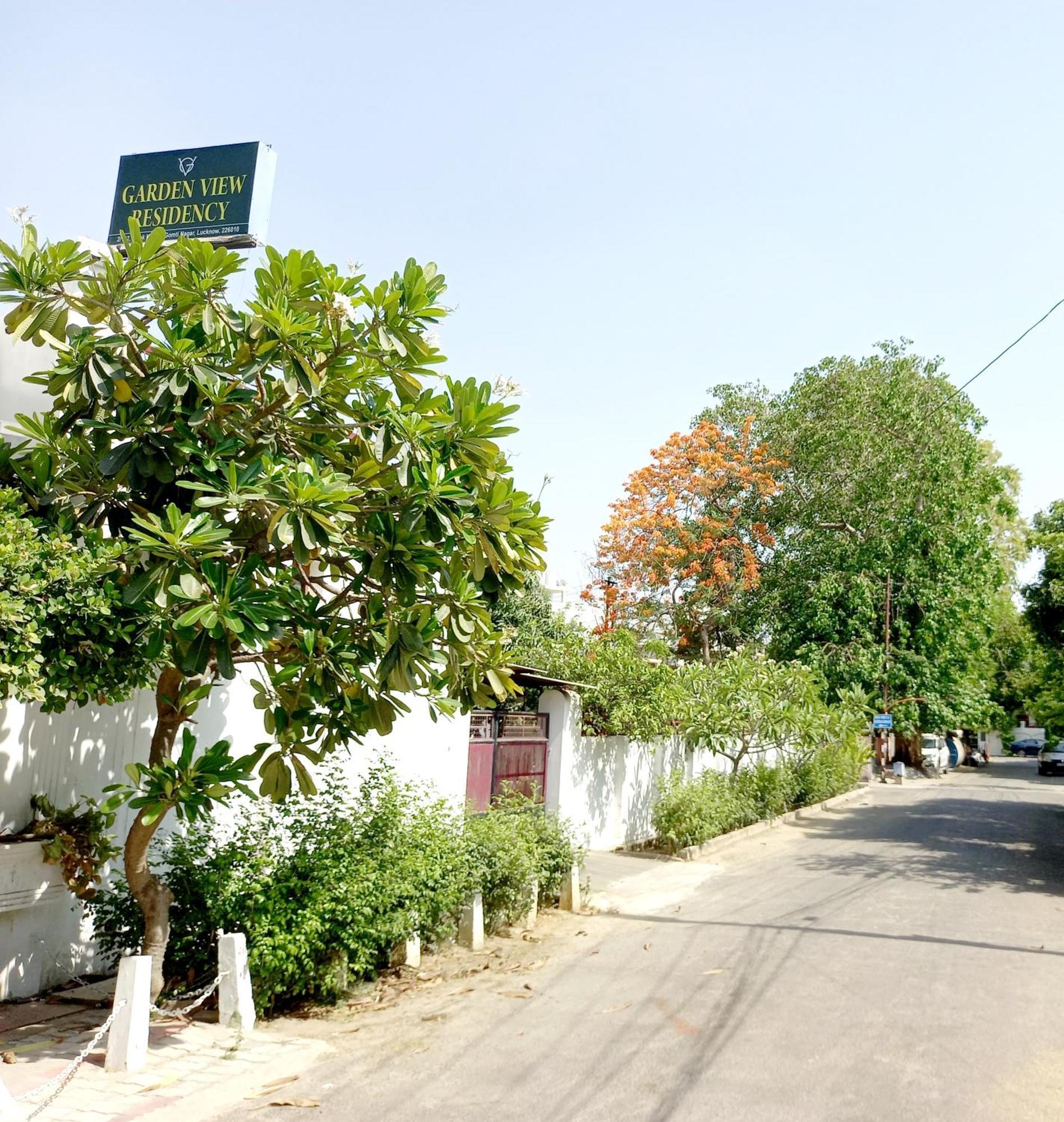 مبيت وإفطار لاكناو Garden View Residency المظهر الخارجي الصورة